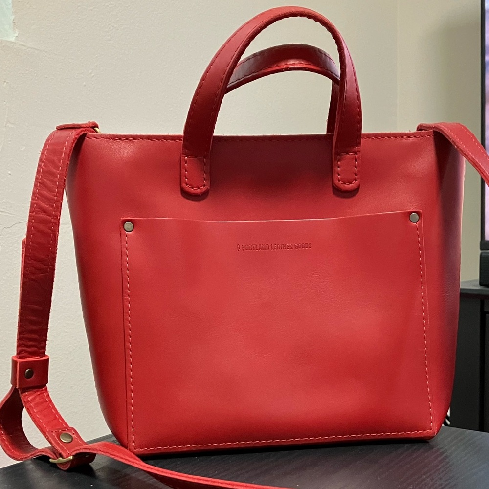 Mini Crossbody Zipper in Ruby